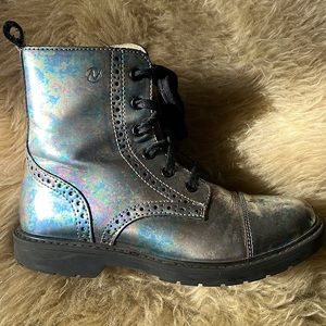 Amazing Naturino Oil Slick Leather Brogue Boots Lace Up with Zipper
